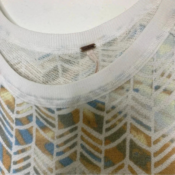 Free people geometric blue yellow white fringe macrame long sleeve top sz Large - Picture 8 of 10